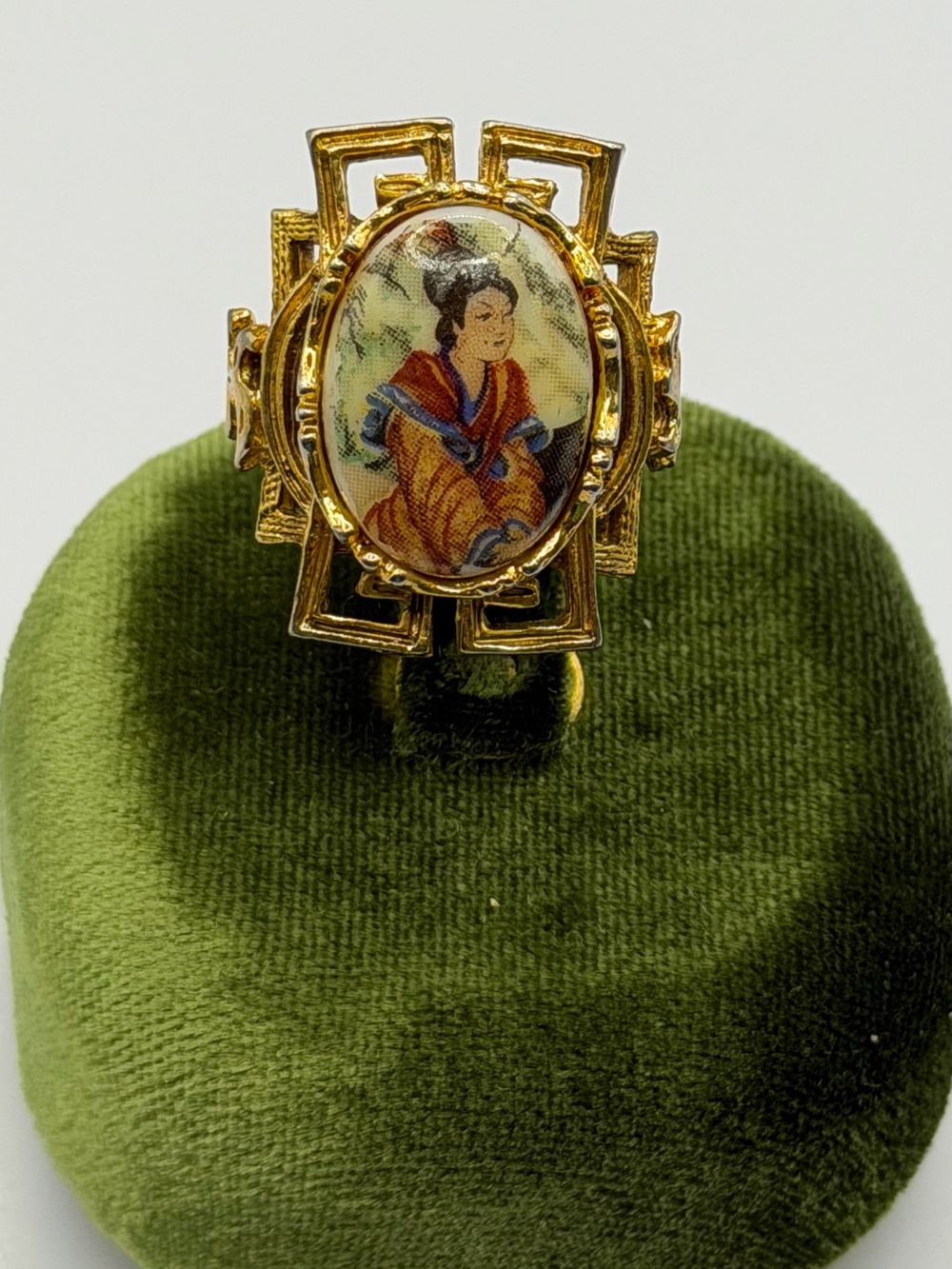 VTG Signed ART Arthur Pepper Asian Portrait Ring